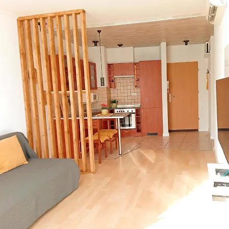 Far Apartment