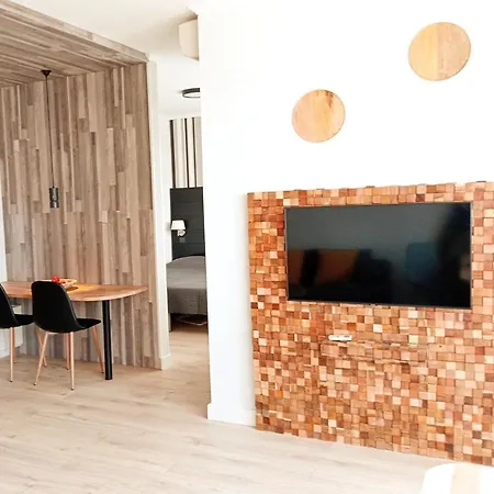 Apartment Far